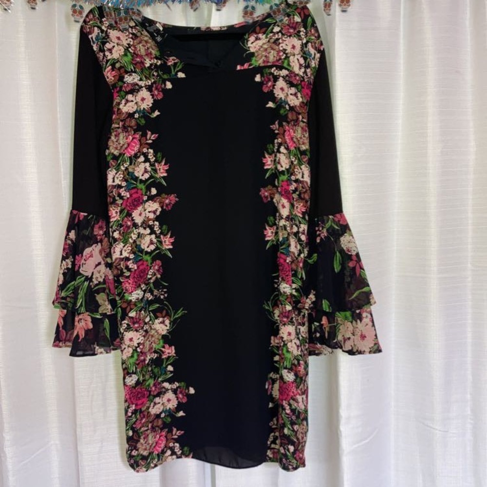 INC- floral dress - Picture 2 of 3